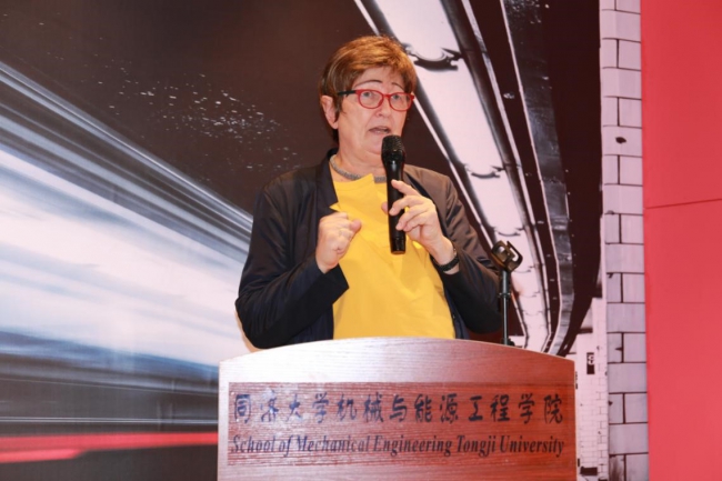 德国学术交流中心秘书长 Dr. Dorothea Rüland 女士致辞 德国学术交流中心秘书长 Dr. Dorothea Rüland 女士致辞